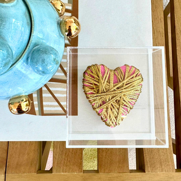 Caixa Acrílico Coração Fios de Cobre Rosa e  Dourado P